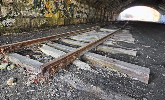 abandoned_train_tracks